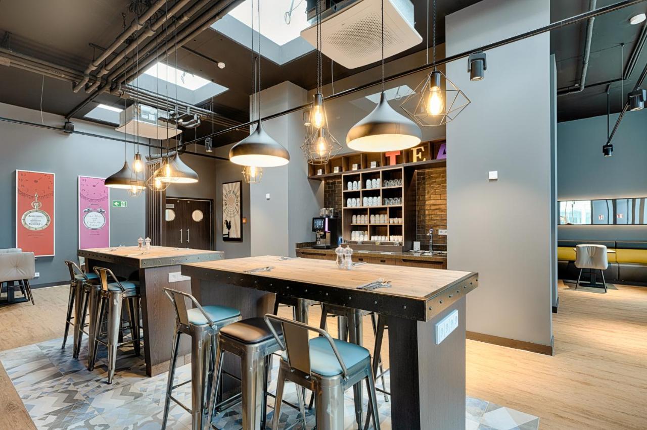 Premier Inn Wolfsburg City Centre Экстерьер фото
