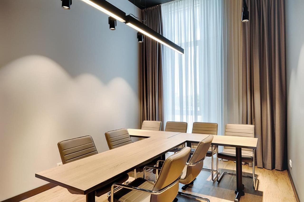 Premier Inn Wolfsburg City Centre Экстерьер фото